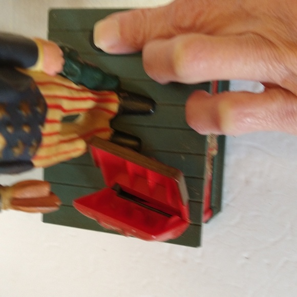 Vintage Uncle Sam Plastic Mechanical Bank. - Picture 5 of 16